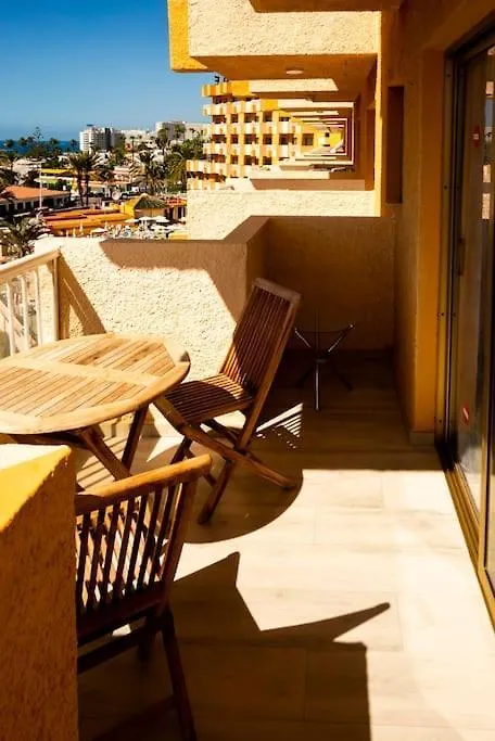 Piso Con Terraza Y Vistas Cerca De La Palya Apartment Playa de las Americas